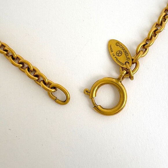 Chanel CC Logo Chain Necklace Quilted Gold Plated - Picture 3 of 6